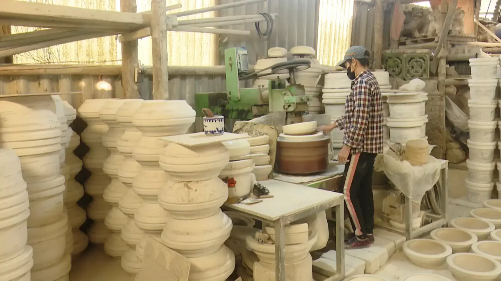 'Xanh hóa' làng nghề Hà Nội | Chuyển đổi xanh | 18/10/2025